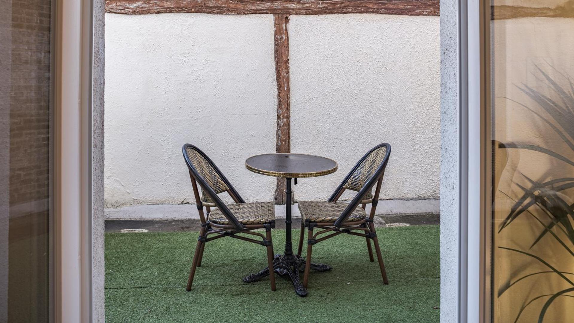 Champagne En Terrasse - Elegant Et Discret Apartment Troyes Bagian luar foto